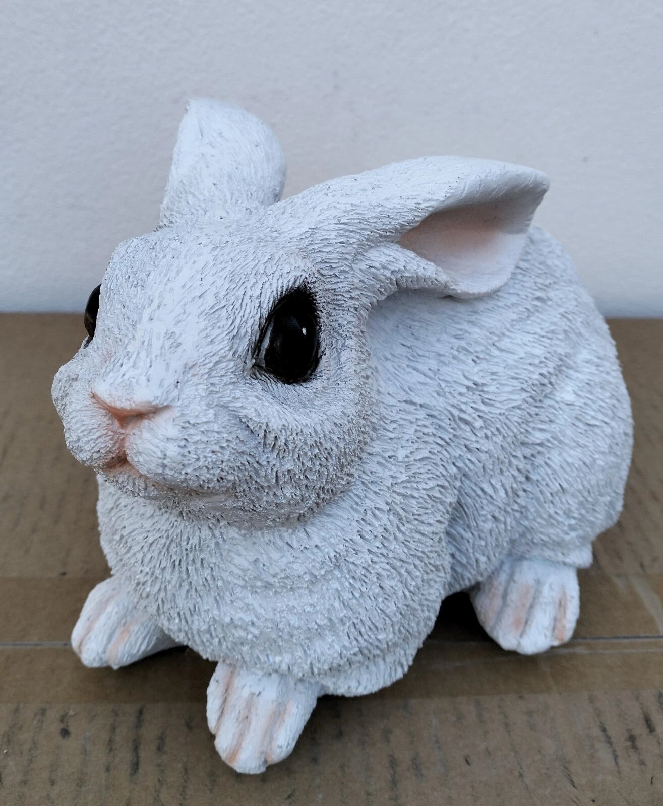 22cm White Rabbit Statue Sculpture Ornament